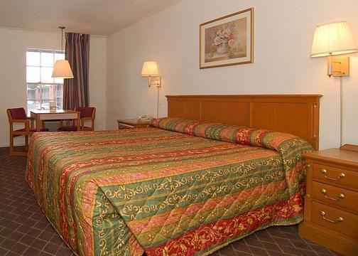 Econo Lodge Huntsville- University Area Esterno foto